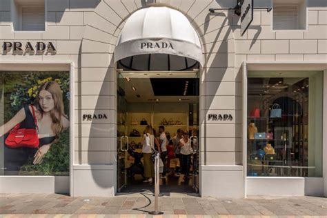 prada outlet fidenza|prada milano.